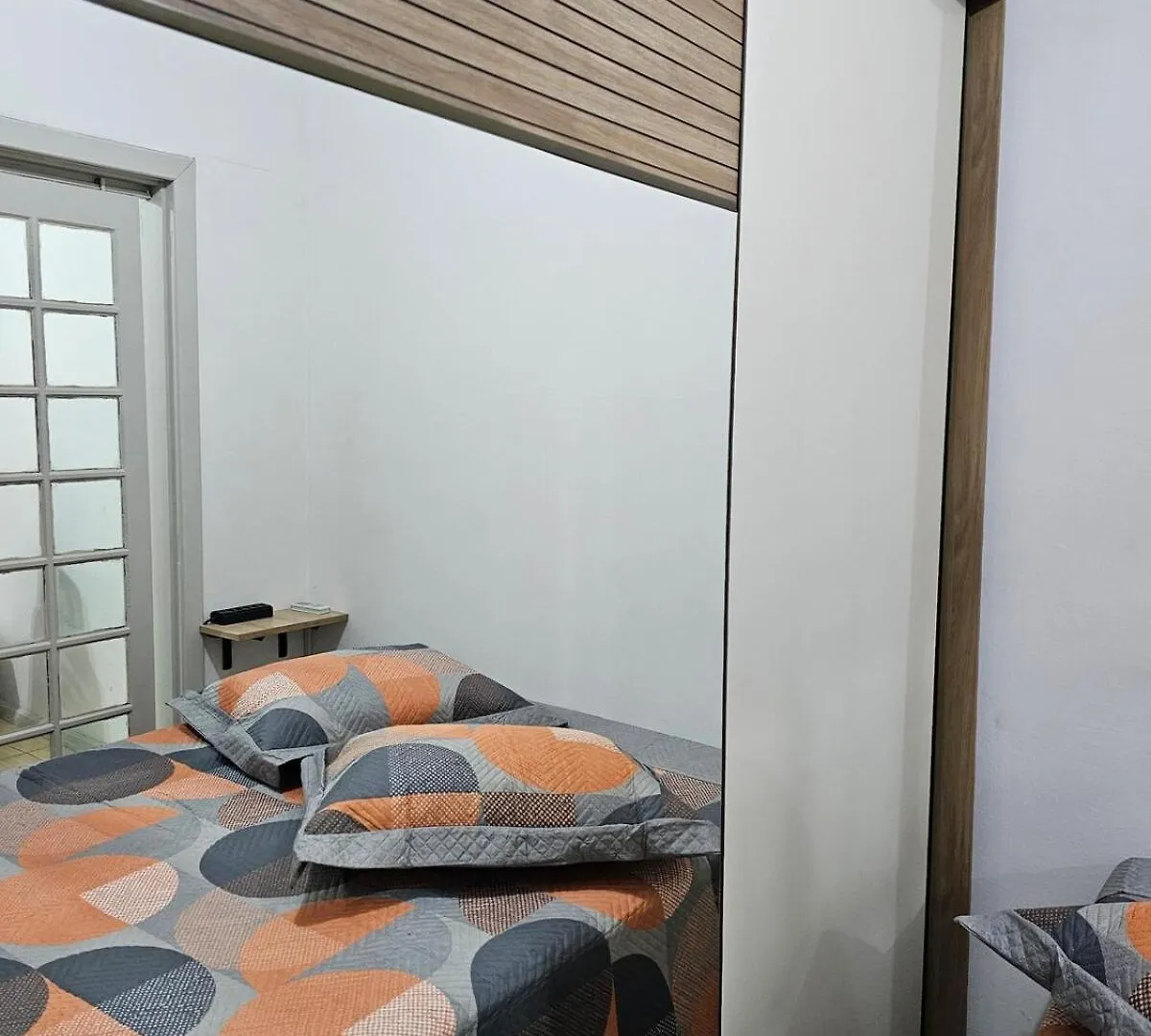 Consulado Americano, Apartamento 40 Metros Do Consulado Eua Porto Alegre Com Garagem 0*,